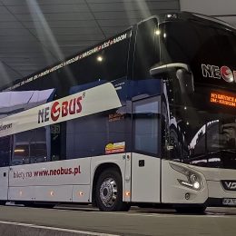 NEOBUS: pula biletów na przejazdy autokarami na majówkę od 1 PLN