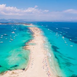 Wakacje 2025: Ibiza i Formentera w jednej podróży z Krakowa za 723 PLN