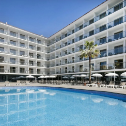 Wiosna na Costa Dorada: 7 dni z wyżywieniem w 4* hotelu od 2409 PLN. Wyloty z 2 miast